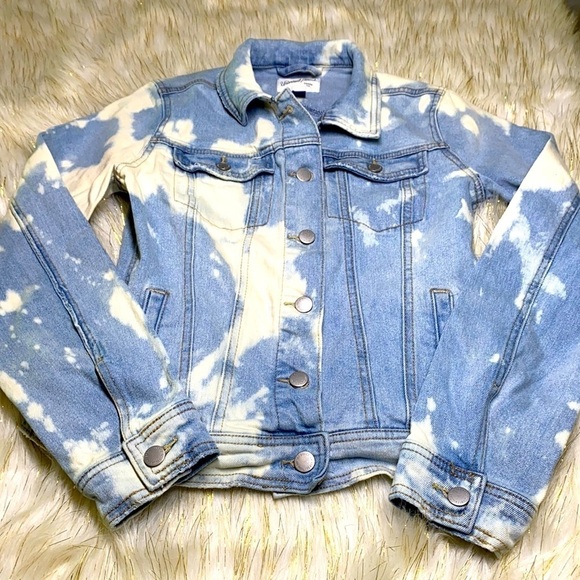 Universal Thread - Stonewashed Jean Jacket SZ XS - Picture 1 of 8